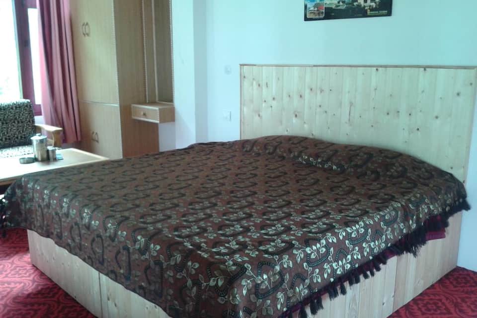 Seraj Home Stay